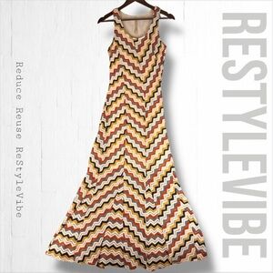 MYSTREE Women’s Size M Dress Maxi Length Crochet Bodycon Tank Style Lined